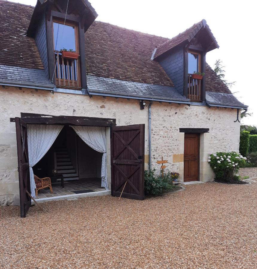 La Maison Genevier - Chambre La Family Montreuil-en-Touraine Eksteriør billede
