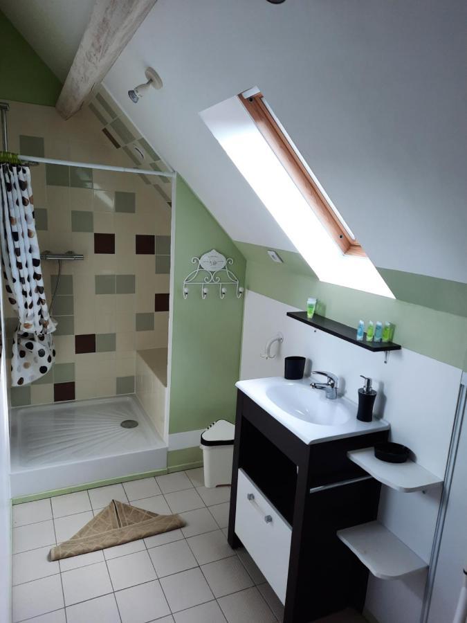 La Maison Genevier - Chambre La Family Montreuil-en-Touraine Eksteriør billede